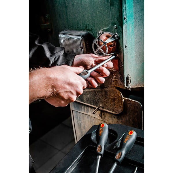 Zestaw śrubokrętów04-209, NEO TOOLS