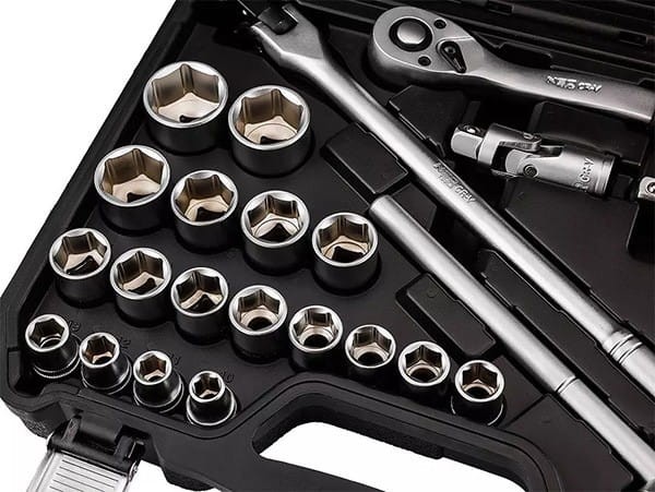 Zestaw kluczy nasadowych10-205, 25, rozmiar 1/2, walizka, NEO TOOLS