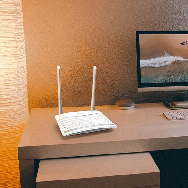 TP-LINK router TL-WR820N 2.4GHz, 300Mbps, zewnętrzna anténa, 802.11n, VLAN, WPS, sieć dla gości