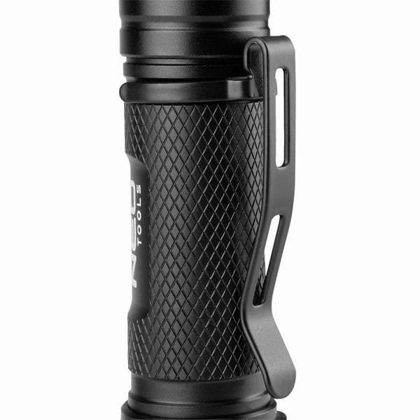 Latarka akumulatorowa, 1xxLED, 1x2200 mAh, czarna, 20W, 2000 lumenów, czas działania 4 godziny
