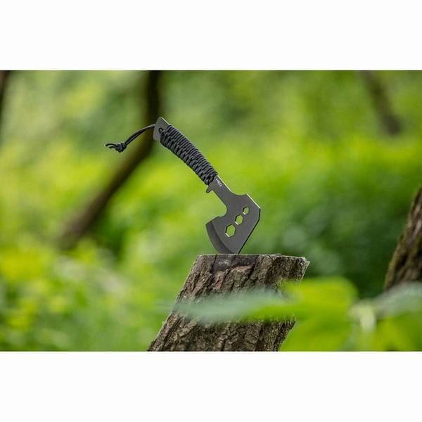 Neo Tools 63-118, celková hmotnost 266g, délka sekery 26cm