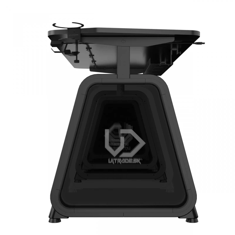 ULTRADESK Biurko dla gracza BOOSTER, 136x70,5 cm, 75 cm, podświetlenie RGB, uchwyt na słuchawki i napój