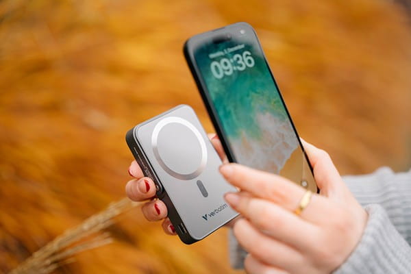Verbatim, powerbank z ładowaniem bezprzewodowym, 5V, ładowanie telefonu, 32268, 10 000mAh, Mocowanie magnetyczne, Szary