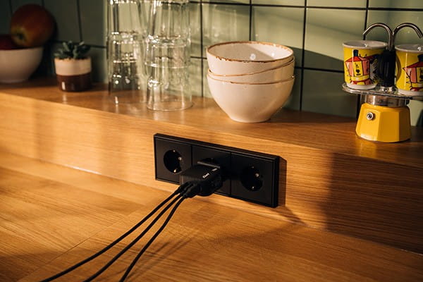 Verbatim, Ładowarka GaN USB 3.0, USB C, szara, 70W, wymienne końcówki  C,G,A
