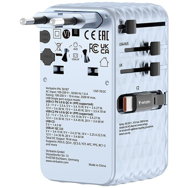 Verbatim, Uniwersalny adapter podróżny Charge ,n, Travel 1x USB-C, 1X USB-A + 2x zintegrowane kable USB-C, niebieska, 70 W