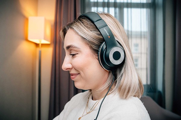 Verbatim TruSound słuchawki z mikrofonem, przewodowa, czarna, plug and play typ USB-C