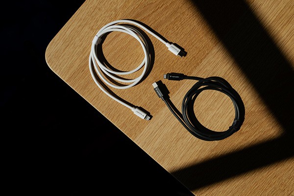 Verbatim USB kabel USB C (M) - Apple Lightning M, 27W, 1m, czarno-biały, box, 32392