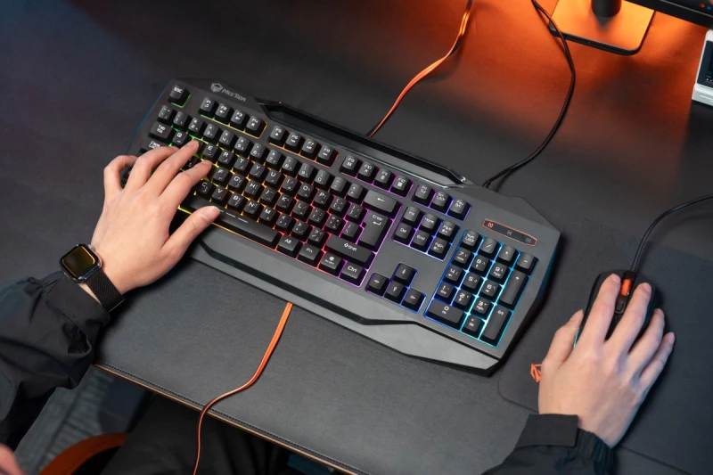 Meetion C490 zestaw klawiatura przewodowa (USB) US, czarna mysz dla gracza, podkładka, klawiatura