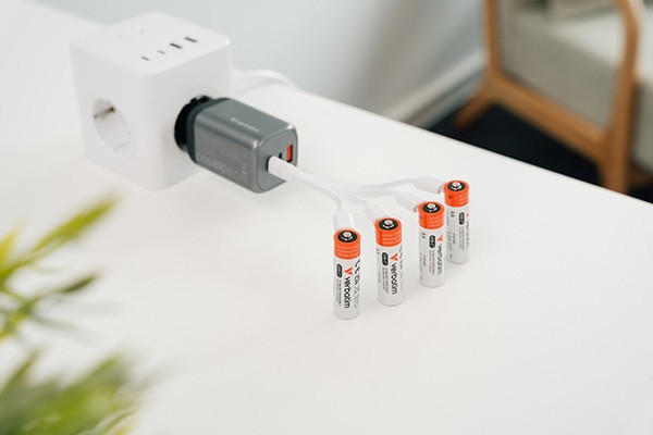 Verbatim Akumulatorki litowa akumulatorki z USB-C AA, 4-pack